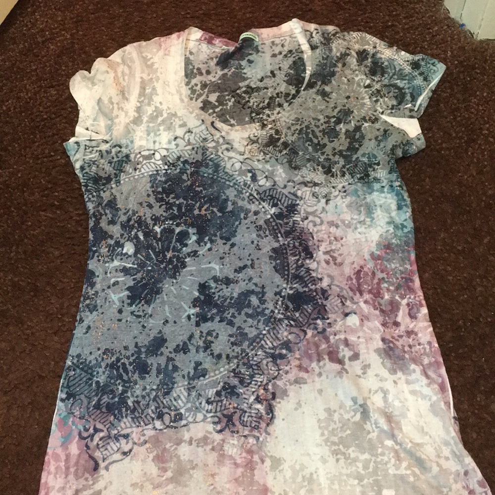 Women’s short sleeve top